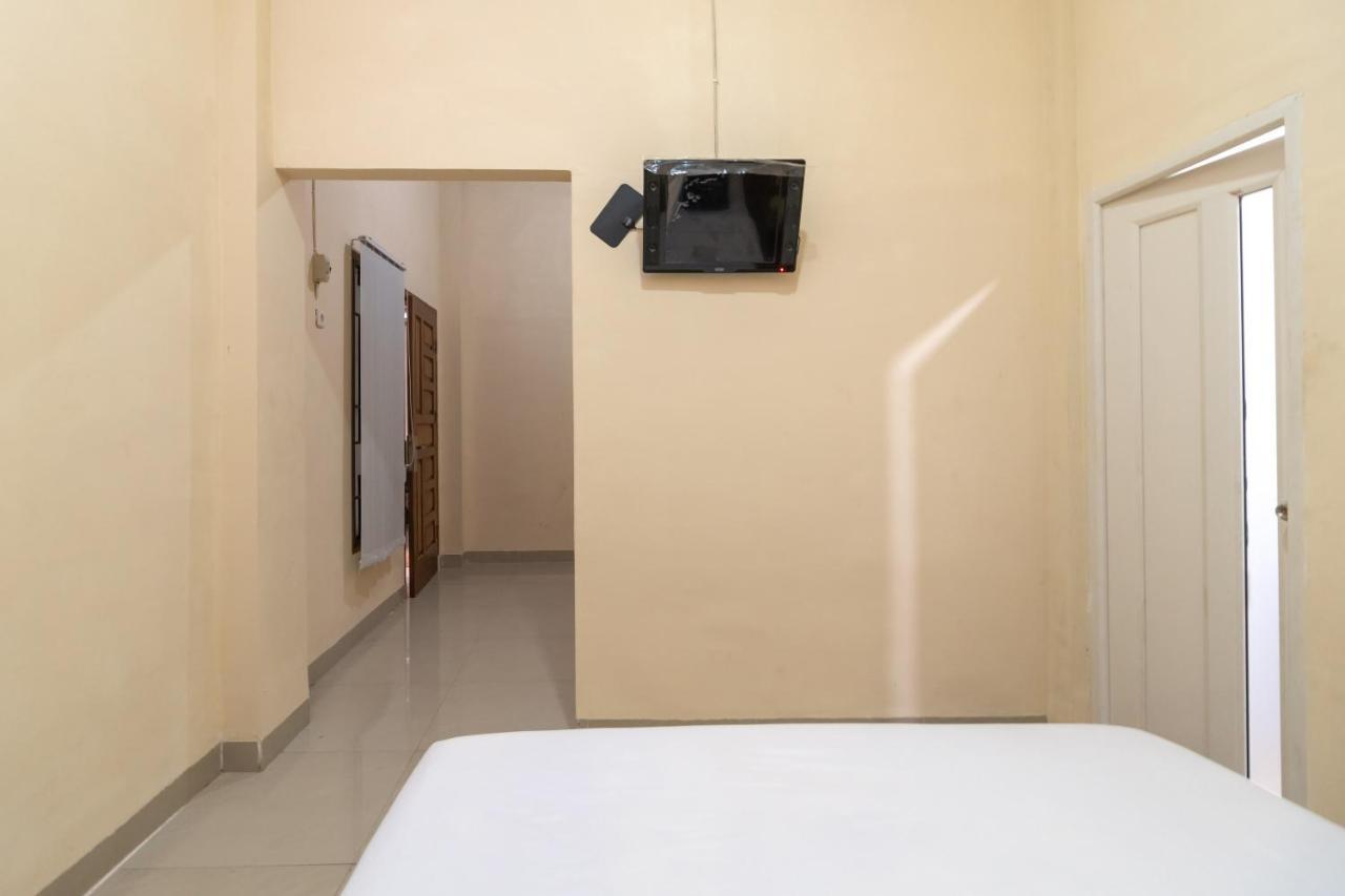 Urbanview Hotel Salsabilah Palembang By Reddoorz Exterior photo